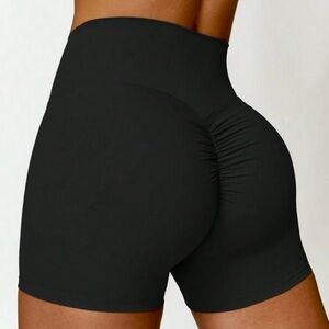NEW Scrunch Activewear Shorts